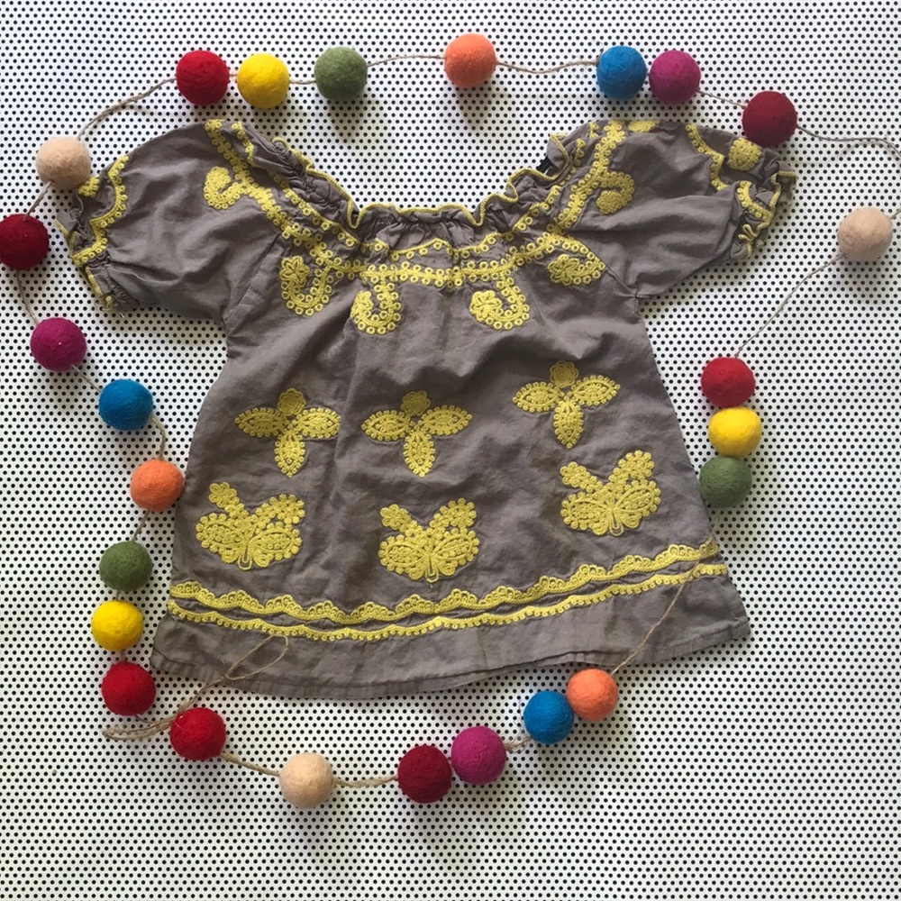 Little Peanut Peasant Top